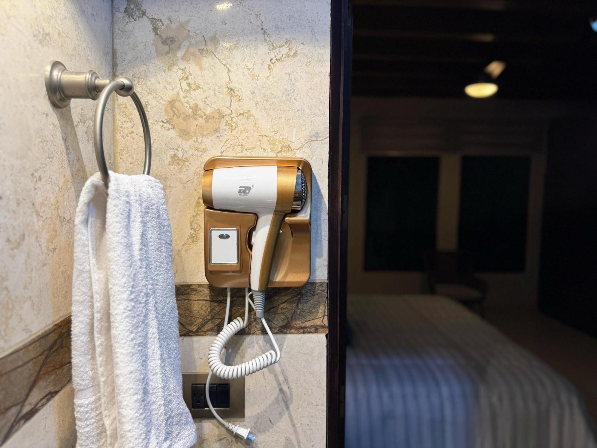 Macarena Guest House ซานมิเกล เด อาเญนเด ภายนอก รูปภาพ